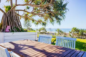 Image of THE GRASSY KNOLL Panoramic Beach Apartment  - Sunrise Beach