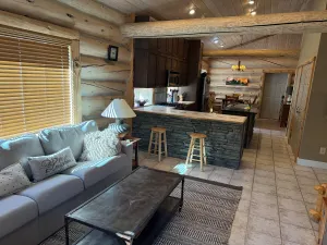 Image of Luxurious 2 Bdrm apt in Cooke City with EV Charger