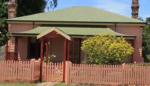 Image of Police Superintendant’s Cottage - 4 Reid St