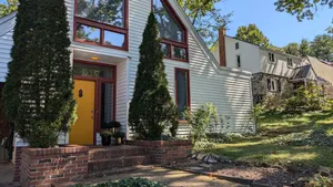 Image of Easy walk to stadium & downtown