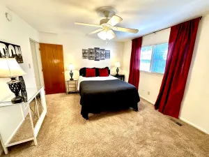 Image of Cozy Downtown Destination