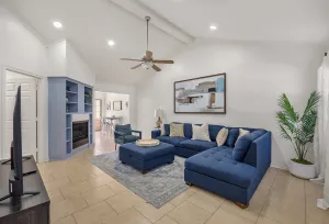 Image of Azul @ Hollytree Tyler! King Bed