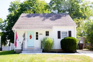 Image of Steps to campus! Perfect for families! 5 STARS!