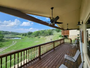 Image of Venezia - Lakeview Italian Villa Near Town