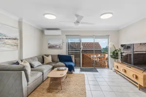 Image of North Beach Escape - Balcony Sunrises and Ocean Walks