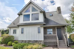 Image of Delightful Cottage With Seasonal Pool\/Hot Tub