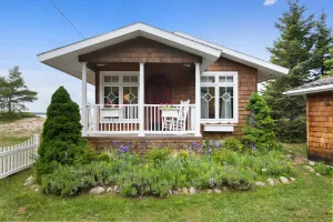 Image of Bay Breeze Cottage on Lake Michigan