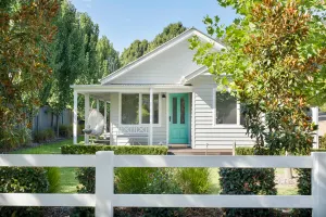 Image of Spring Home, Our Place at Bright