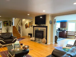 Image of 2BR Unit Near Downtown, Airport, High Speed Wi-fi