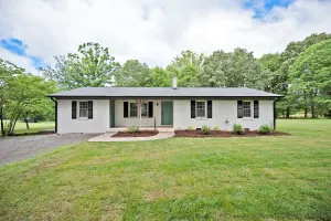 Image of Farmhouse on 10 acres with view