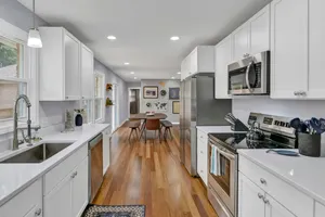 Image of Robins Nest in WECO