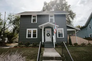 Image of Modern, Clean and Near Everything!