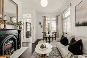 Image of Narraweema Guesthouse for Adults - Luxe King Suite