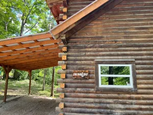 Image of Cozy Cabin with fishing pond!