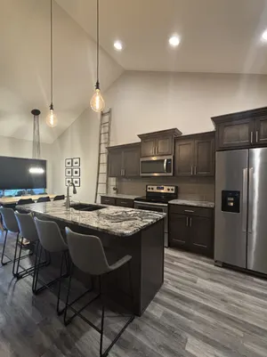 Image of Modern Luxury Townhome-Sleeps 10