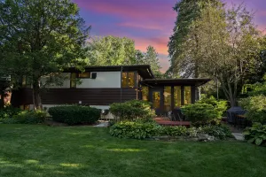 Image of Wright Protégé 1935 Gem | Family Office | Walkable