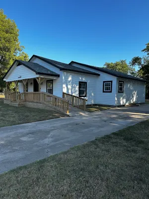 Image of Short Drive to Coliseum, Murray Lake & Lakecrest