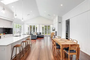 Image of Effortless Elegance & Charm!