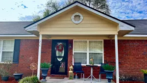 Image of Stylish 3Br/3Ba Family Home