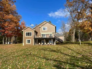 Image of A family cabin inside the woods
