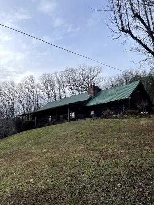 Image of Count Your Blessings Cabin- Graham Estates LLC