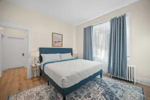 Image of Unique Highland Park 2 Bdr Loft Sleeps 5