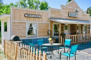 Image of Cottage #1 (Tavern) Near GIANT Sequoias