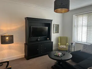 Image of 1L Albert Place Maddiston Road Brightons Falkirk FK2 0JX