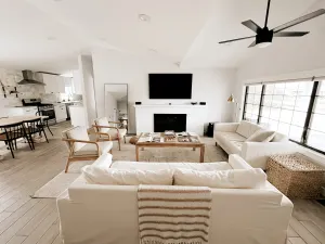 Image of Aesthetic ranch style home with modern furnishings