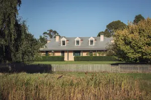 Image of CLAYFIELD HOMESTEAD - rustic country accommodation