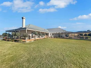 Image of Holman Estate - Awesome central location - 4 bdrms, billiard room, open fire and amazing views