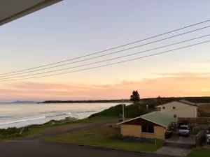 Image of Pippies on the Beach Wallabi Pt. Beach over the road. Incl sheets & bath towels!