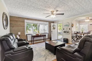 Image of Cozy Farmhouse near Mammoth Cave on 45+ acre animal farm