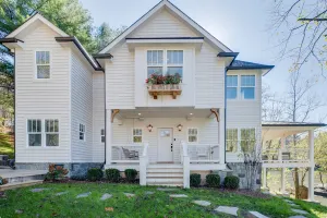 Image of Good Times in Rock Island - Waterfront Home