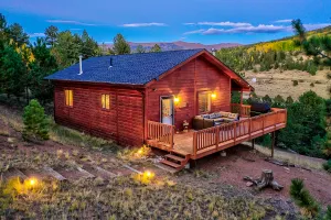 Image of Monarch Landing, A Cozy Cabin w/360 Mountain Views
