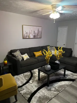 Image of Comfy 2 Bedroom 2.5 bath Downtown Fayetteville