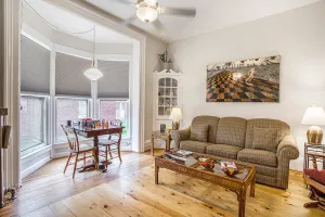 Image of Heart of Historical Dist.*King*Parking*A\/C*#1