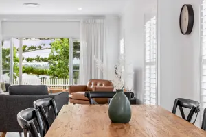 Image of Hestia Villa - Luxury Retreat near CBD and Grammar