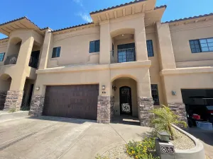 Image of New Spacious 3-Bedroom House Minutes from River, Desert, & Town