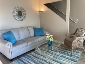 Image of Contemporary Townhouse in Anacortes