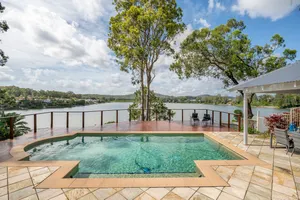 Image of Lakeview Haven at the base of Mt Tambourine