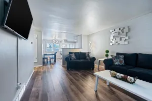 Image of 2099 Marlee Lane (minutes from Lambeau Field)