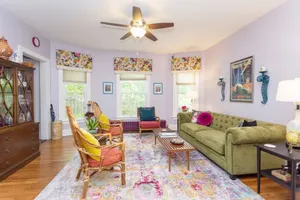 Image of The 8th Street ART House.  Relax and be inspired!