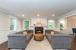 Image of Boston's Luxury Home: Pet-Friendly, 4BR, Sleeps 10