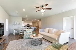 Image of 4 bedroom home with neighborhood pool!