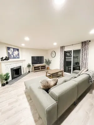 Image of La Gracia @ Edmonds Remodeled Home with AC