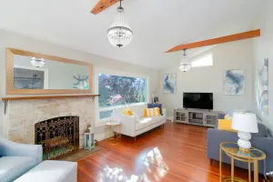 Image of 240 Branch St