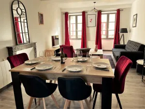 Image of Gevrey-Chambertin, heart of the village and vineyard