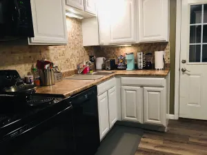 Image of Your Comfy Home in Pittsburgh with King beds and free parking