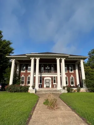 Image of The Governors Mansion in Clarksdale Mississippi. A Step Back in Time